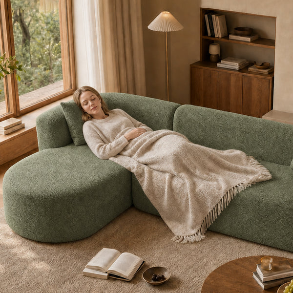 YELVOR Sofa