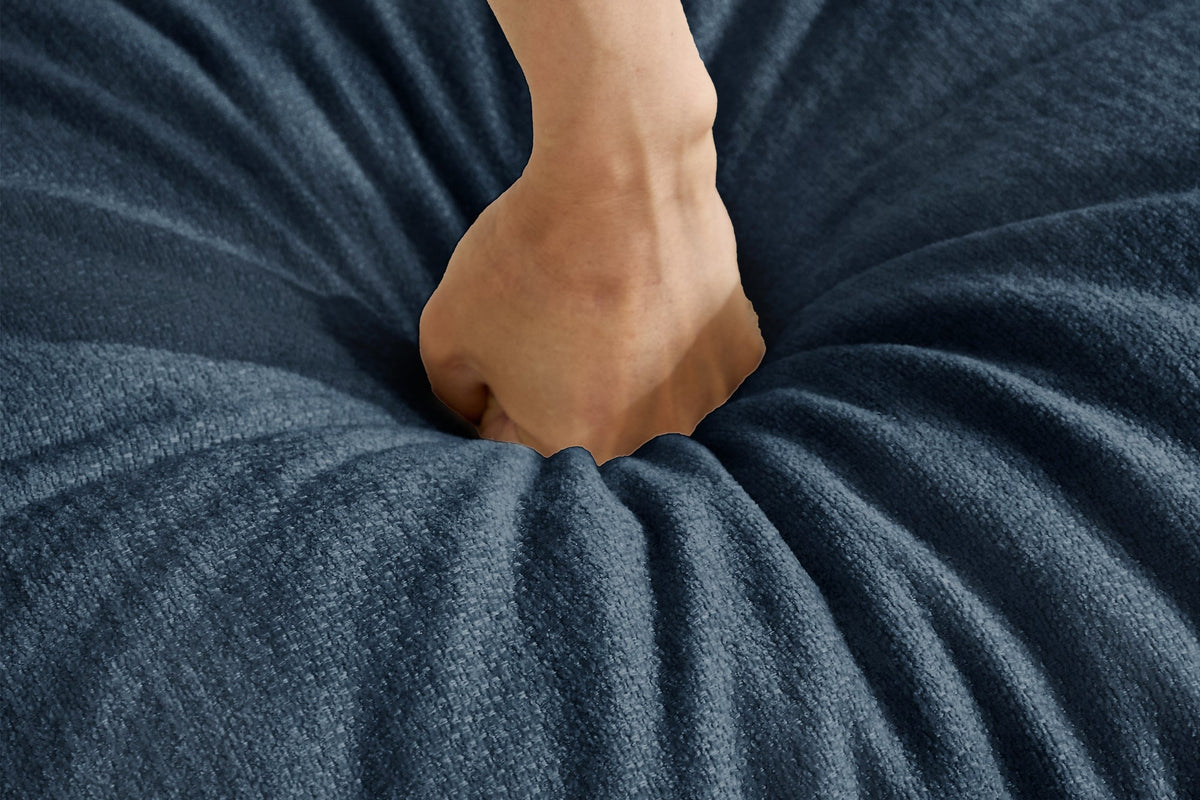 26044579