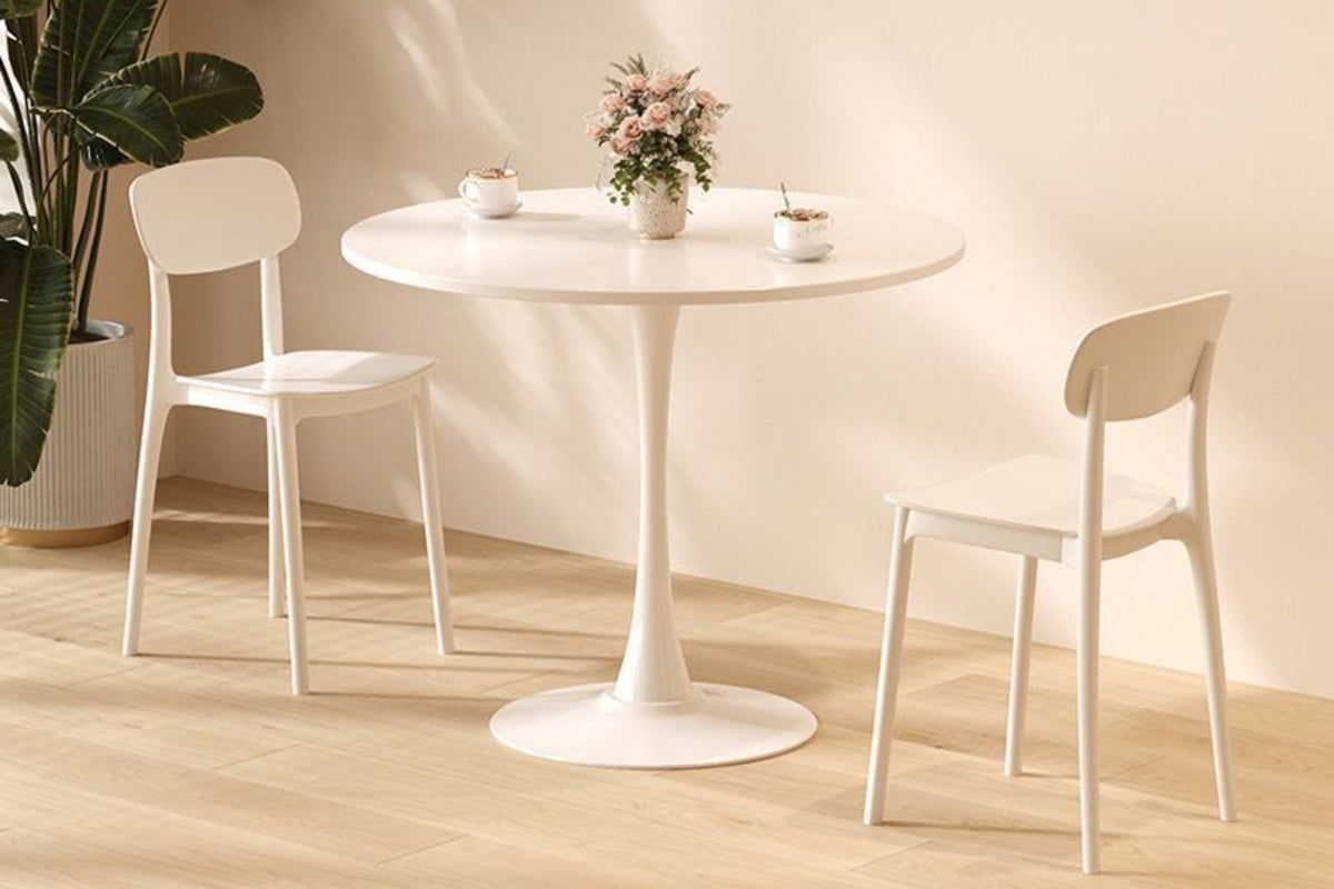 TULIP 31.5" Round Dining Table