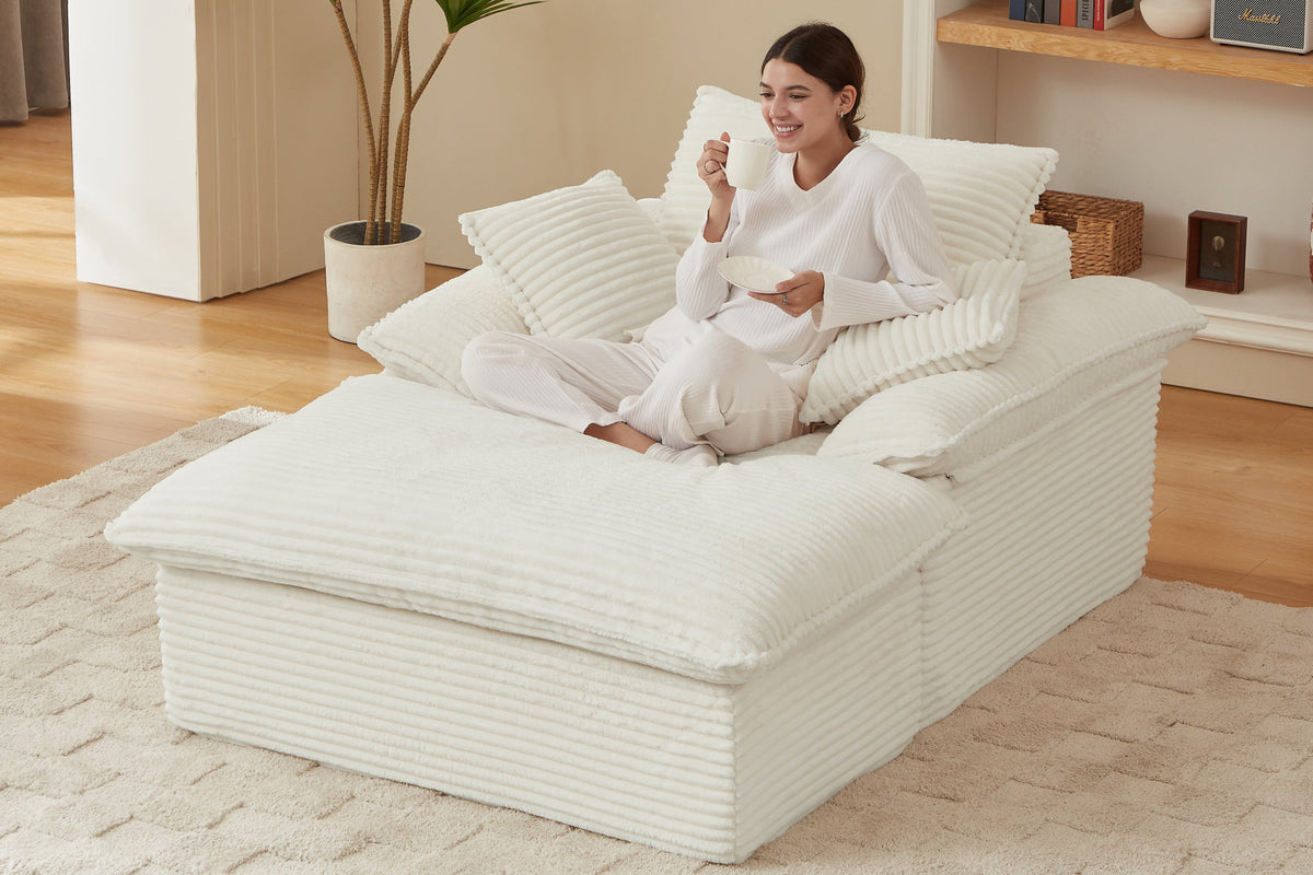 VELLO 52" Lounge Chair