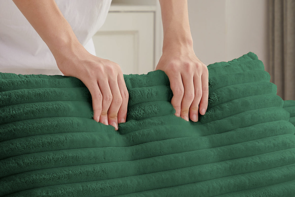 ALARA 49" Lounge Chair