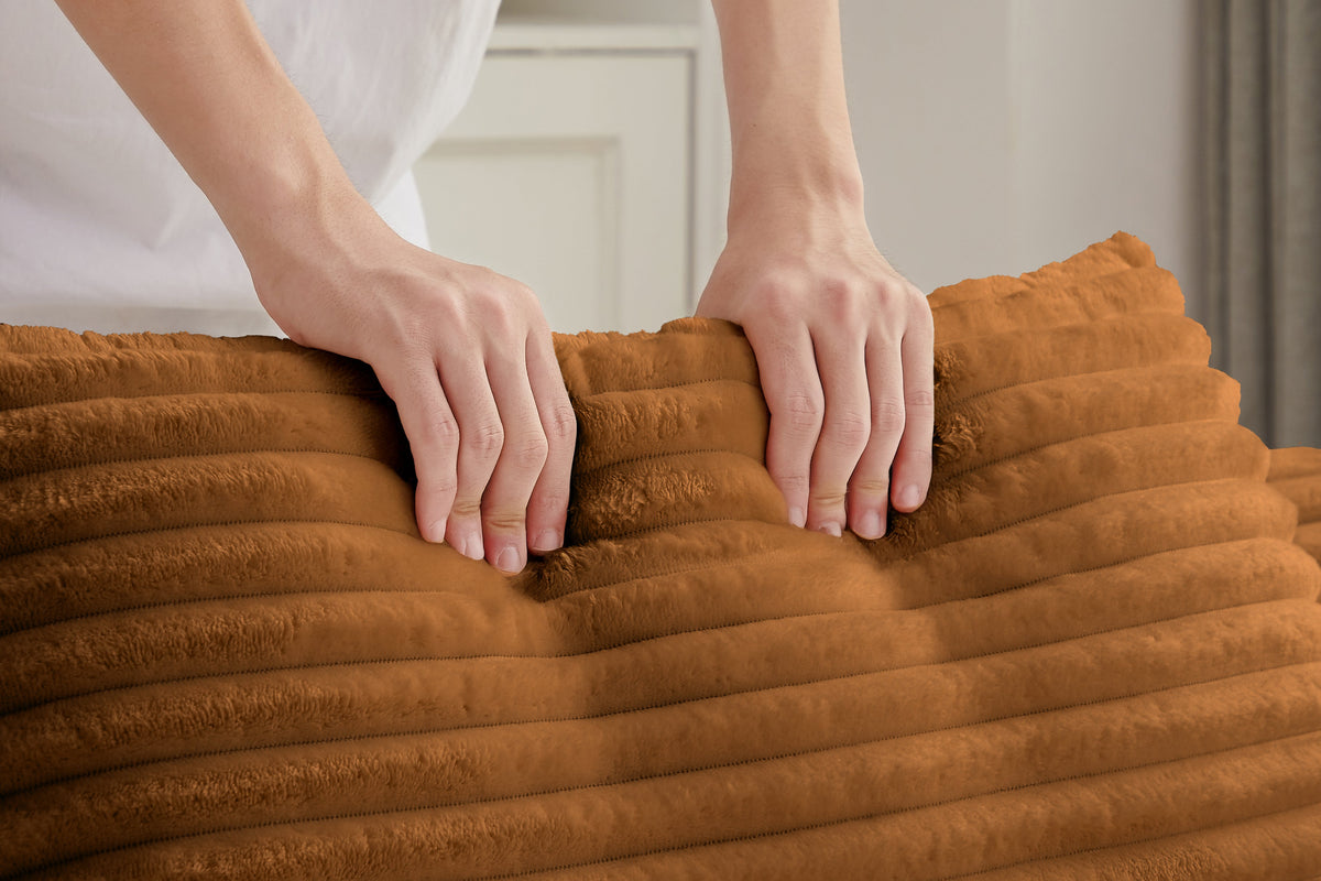 ALARA 49" Lounge Chair